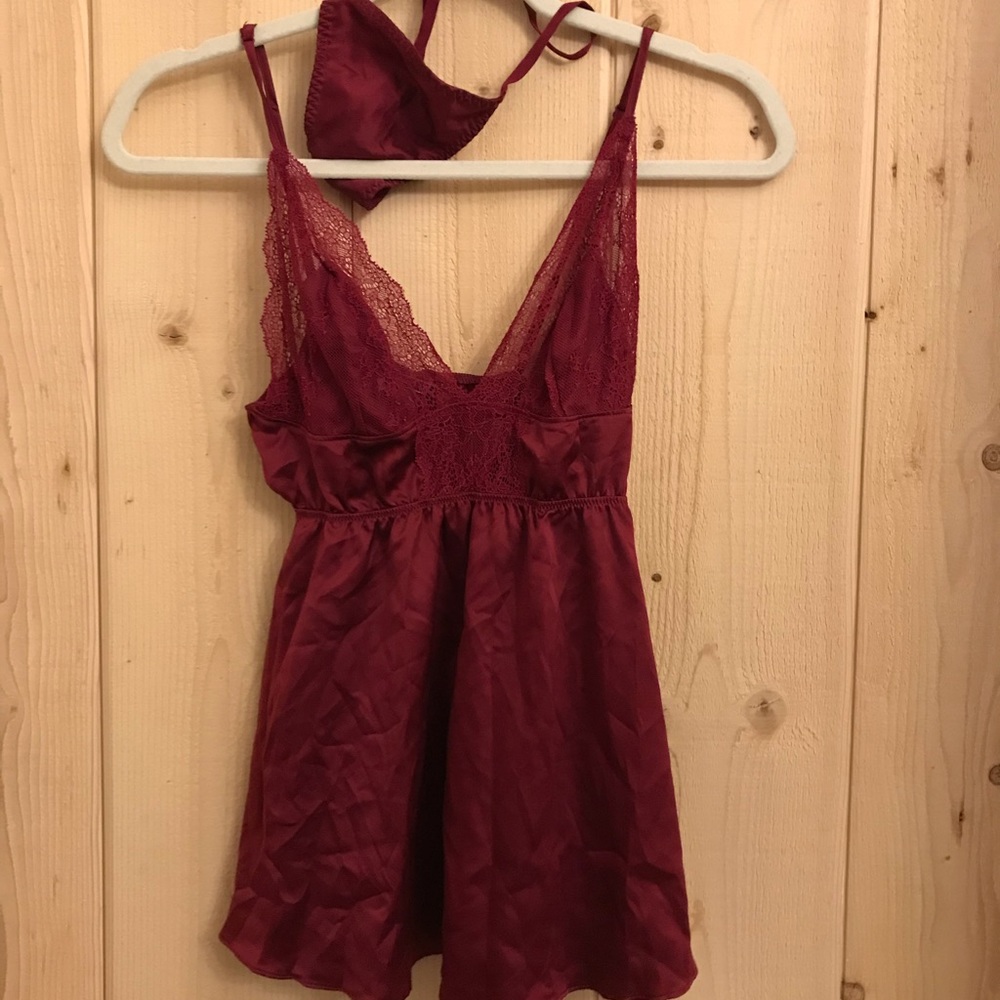 Victoria’s Secret Full red lingerie set